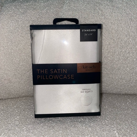 Kitsch Satin Pillowcase Ivory White - Picture 6 of 9